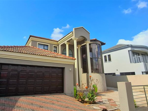 5 Bedroom House 5 Bedroom House