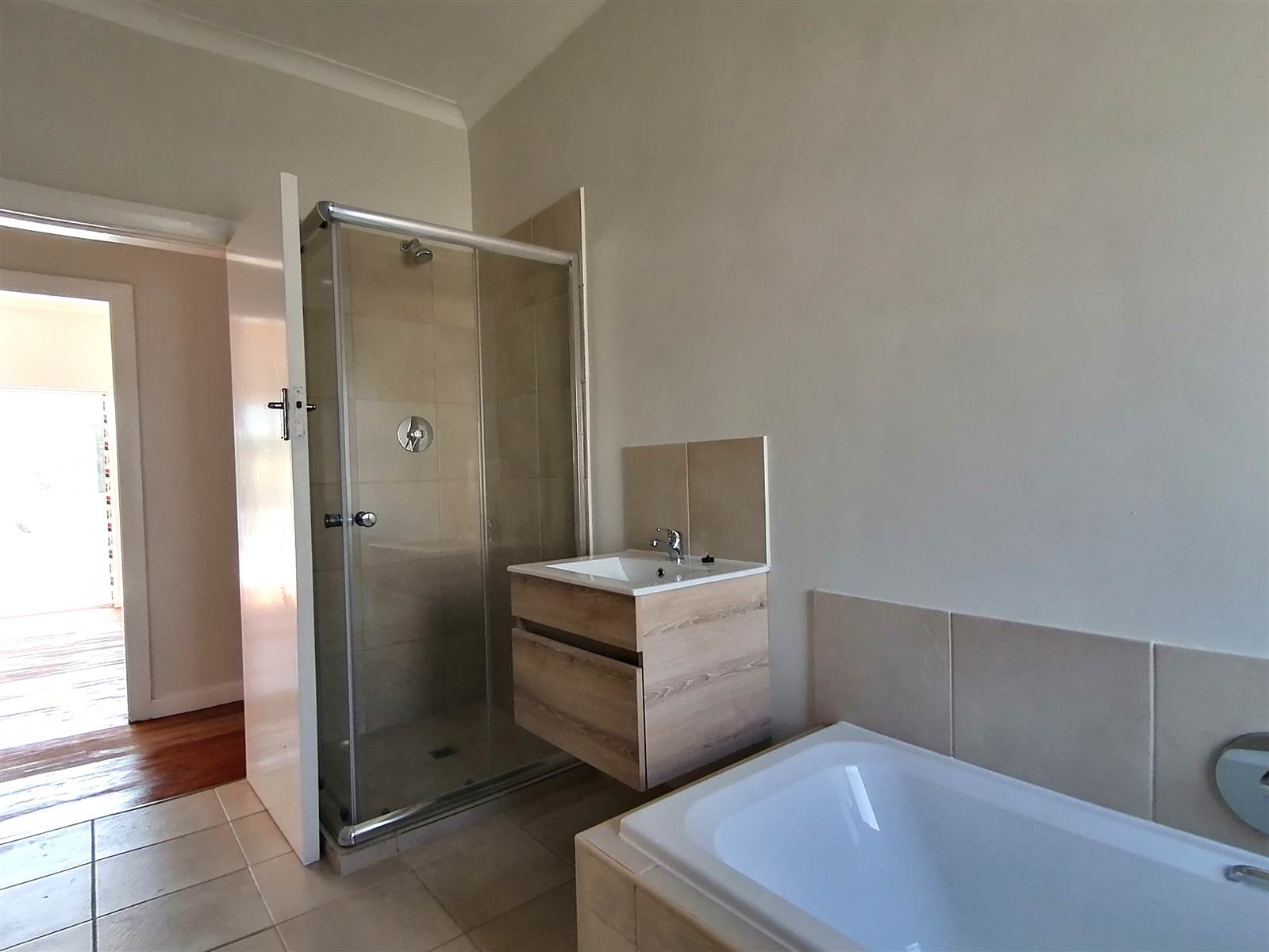 4 Bed House in Milnerton Central photo number 16