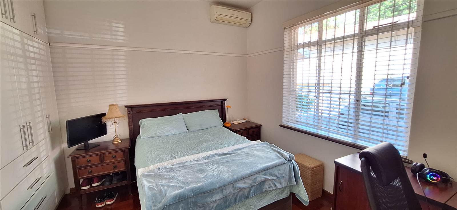 2 Bed Apartment in Musgrave photo number 12