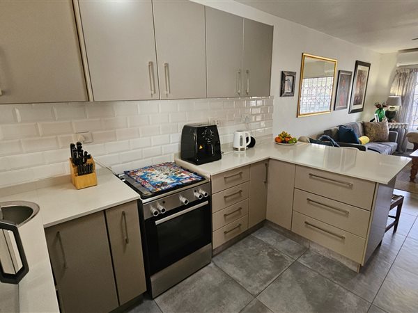 2 Bedroom Apartment 2 Bedroom Apartment