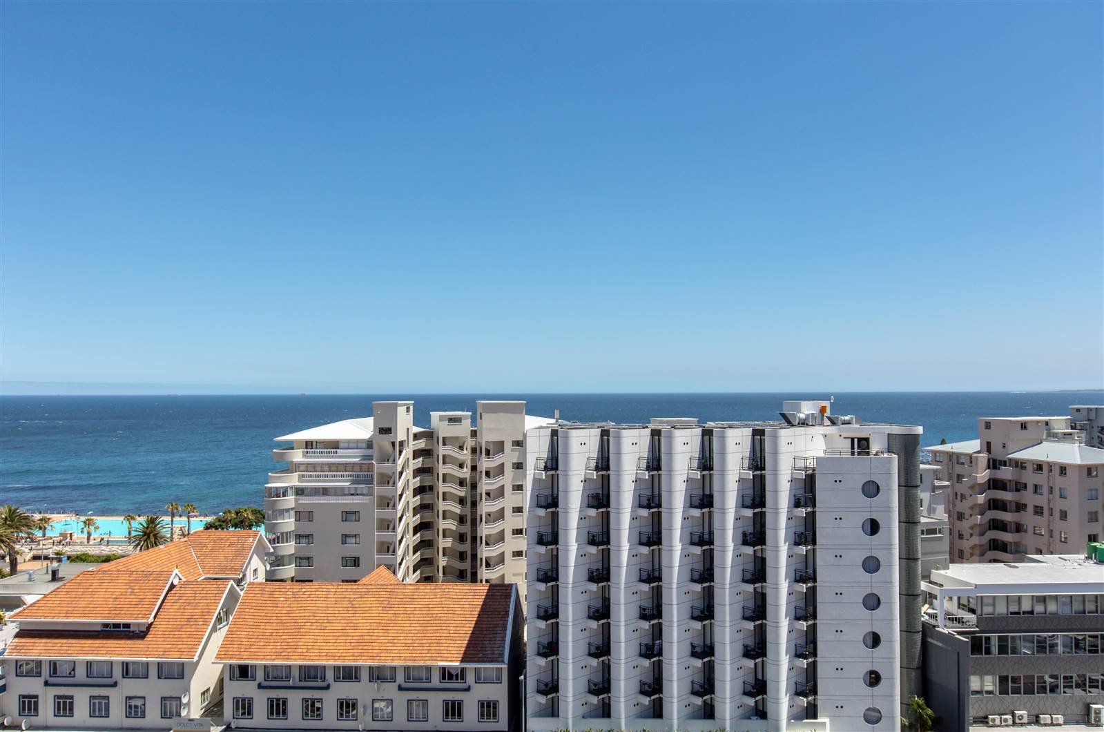 3 Bed Apartment in Sea Point photo number 29