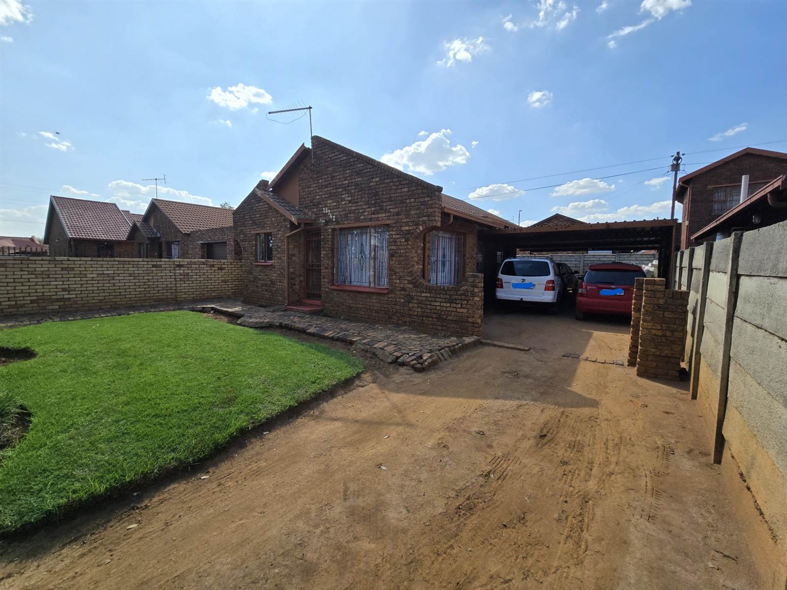 3 Bed House in Daveyton photo number 4