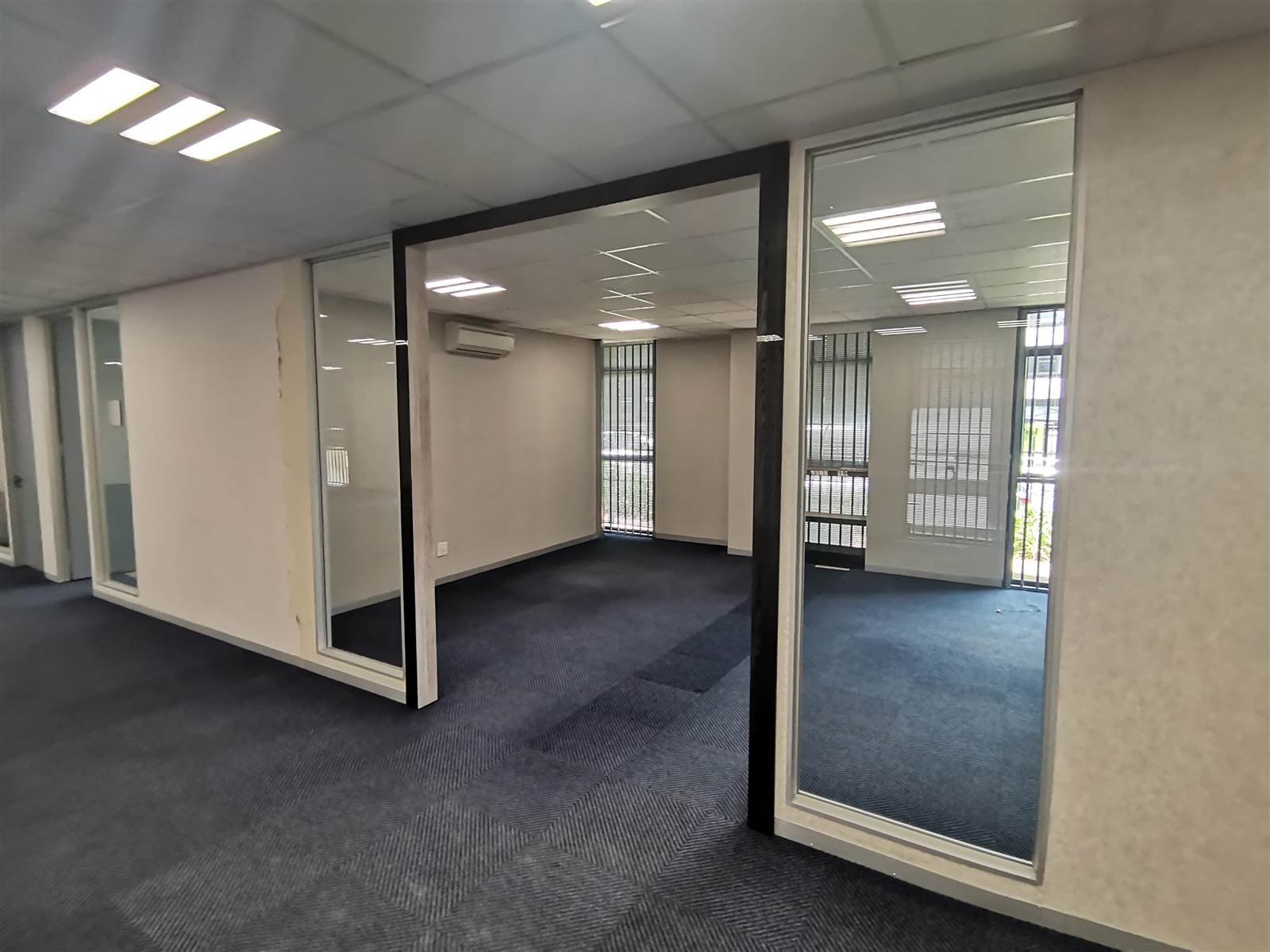 336  m² Commercial space in Rosebank photo number 13