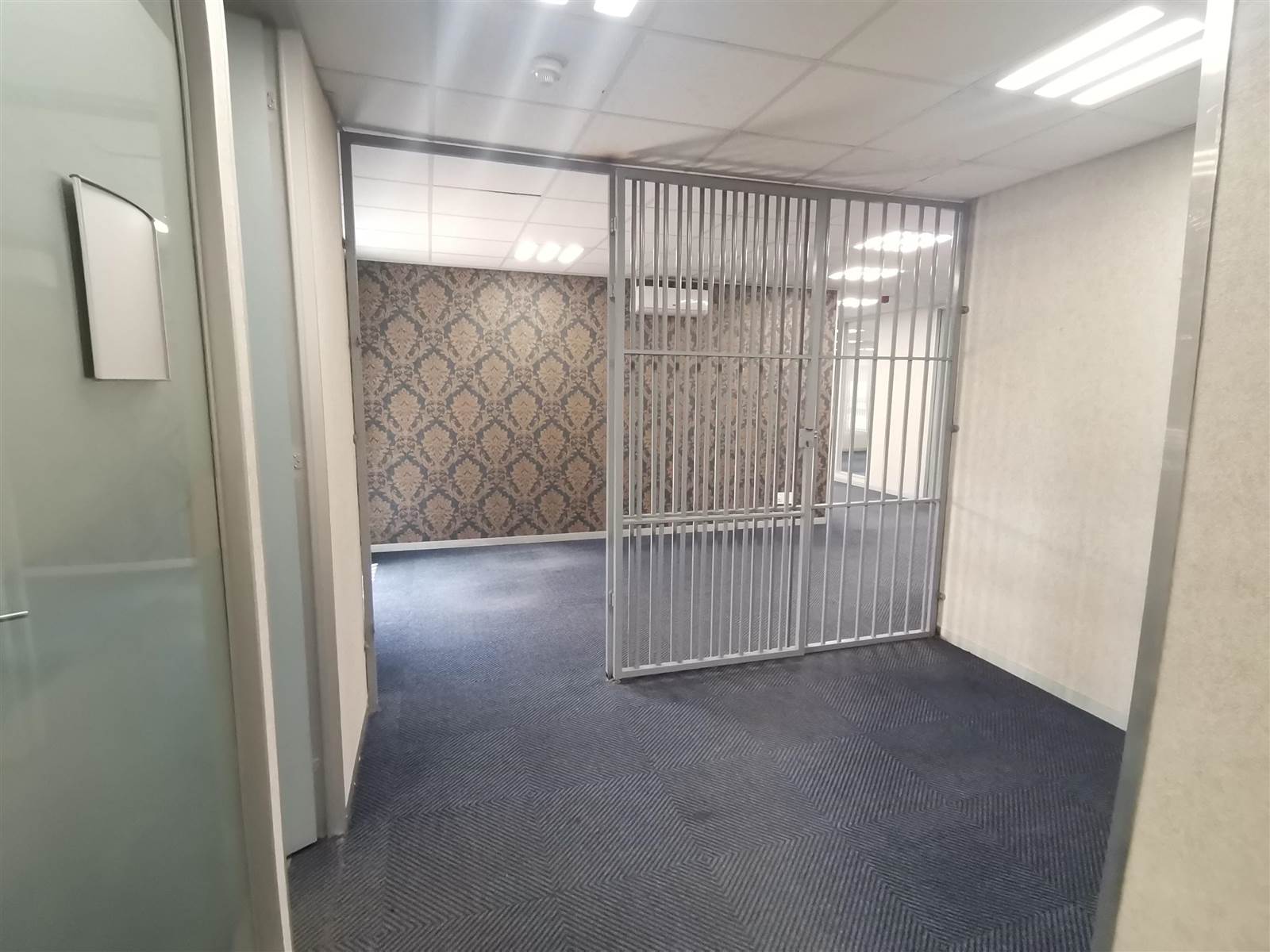 336  m² Commercial space in Rosebank photo number 4