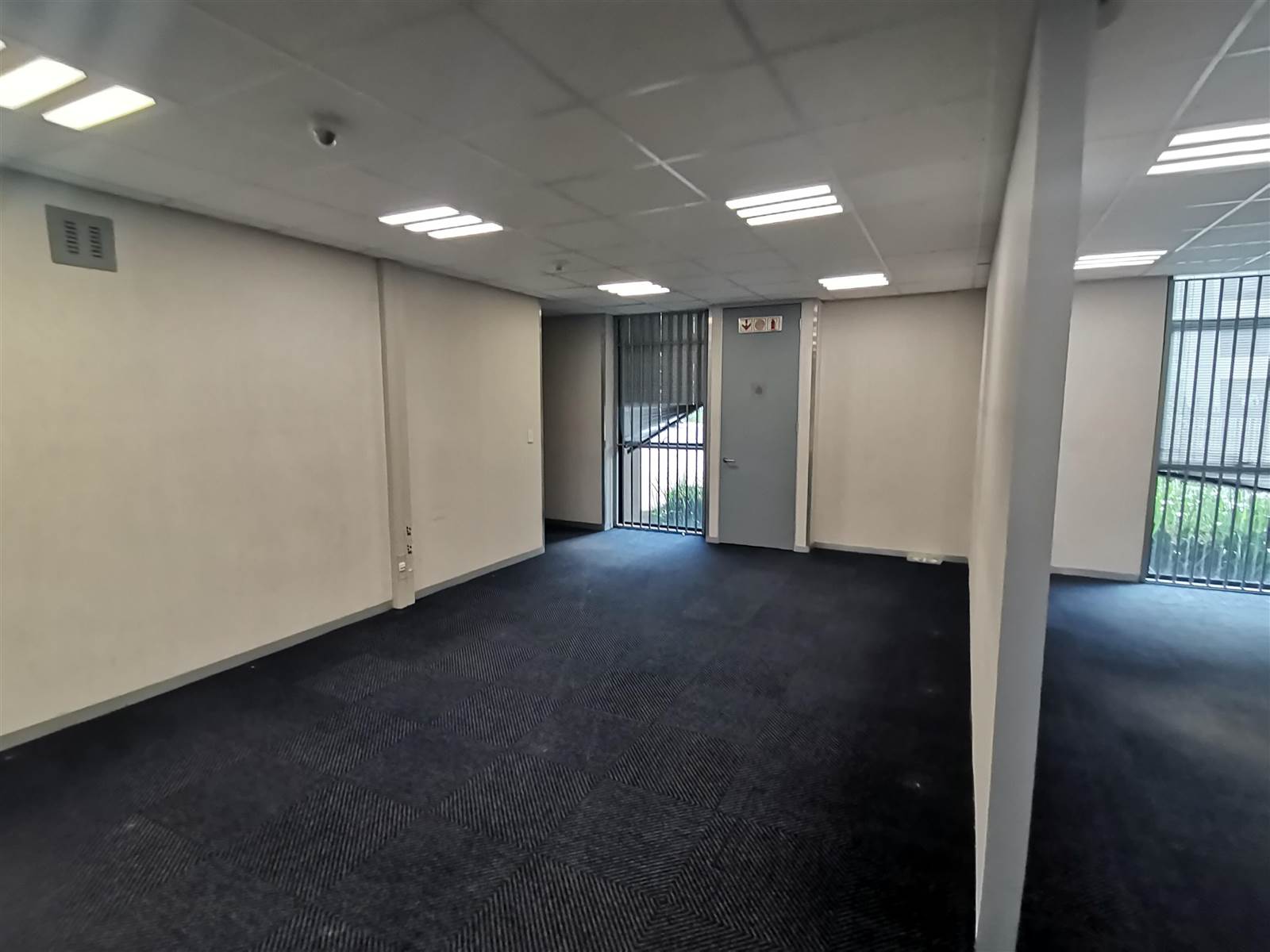 336  m² Commercial space in Rosebank photo number 22