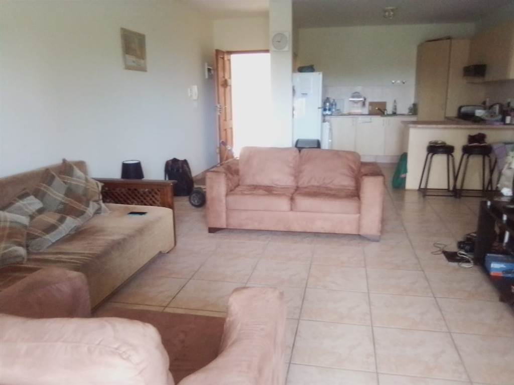 3 Bed Flat in Shelly Beach photo number 5