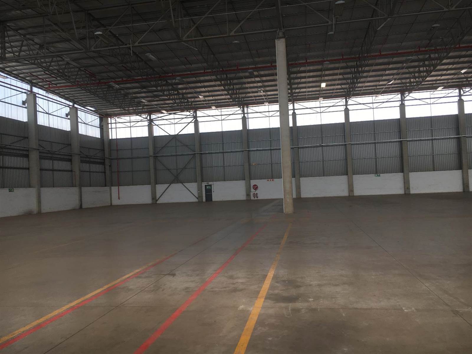 10723  m² Industrial space in Pomona photo number 10