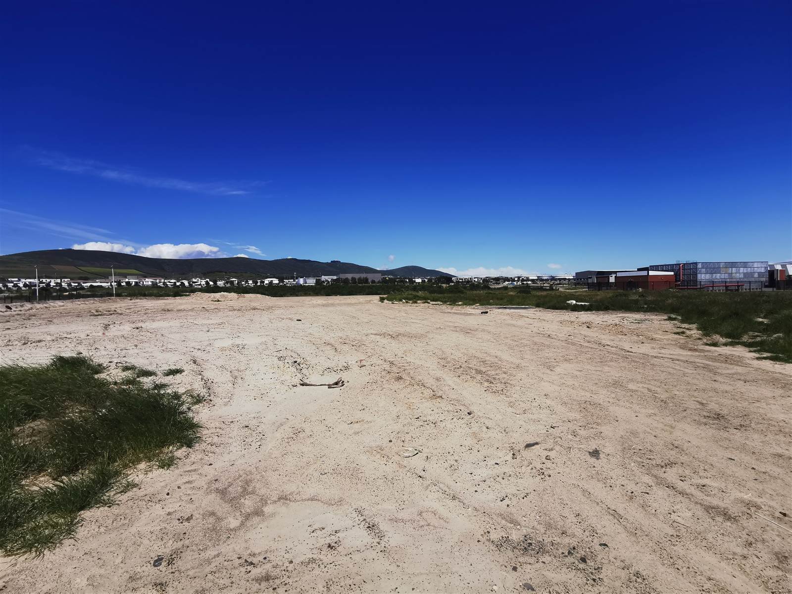 2.4 ha Land available in Milnerton photo number 8