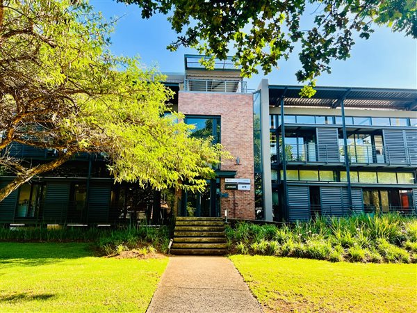 241  m² Commercial space in Bryanston