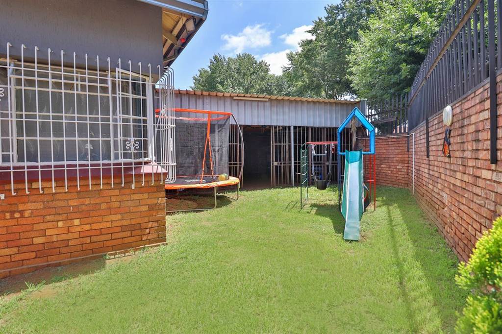3 Bed House in Boksburg South photo number 29