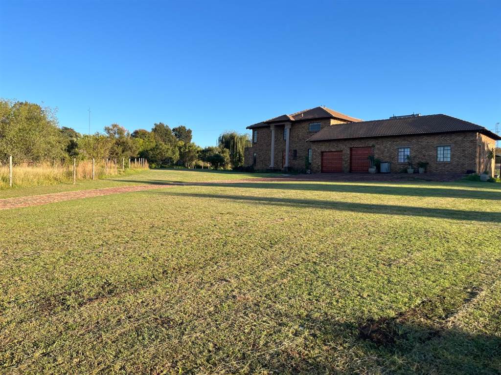 4 Bed House in Randjesfontein photo number 29