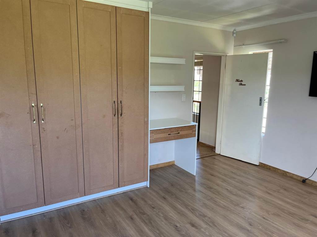 4 Bed House in Randjesfontein photo number 22