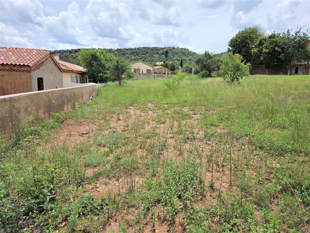 596 m² Land available in Estate D Afrique photo number 9