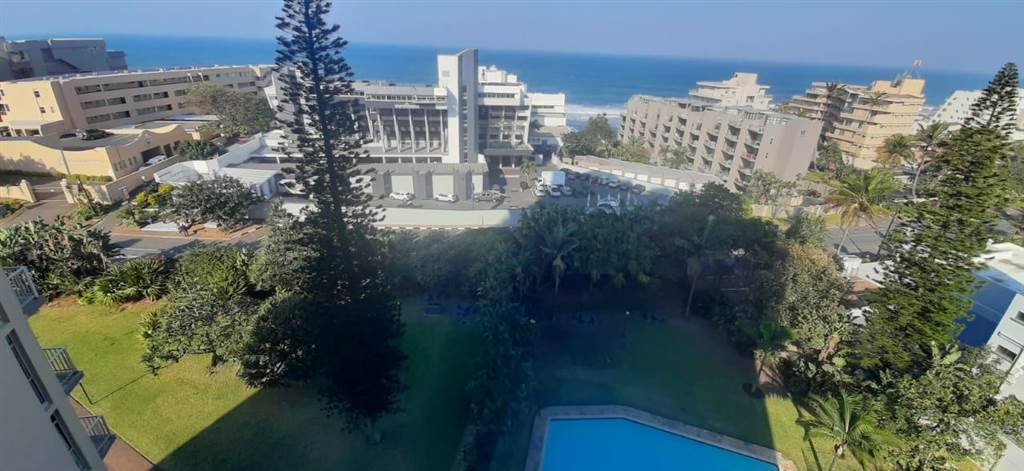 1.5 Bed Apartment in Ballito photo number 19