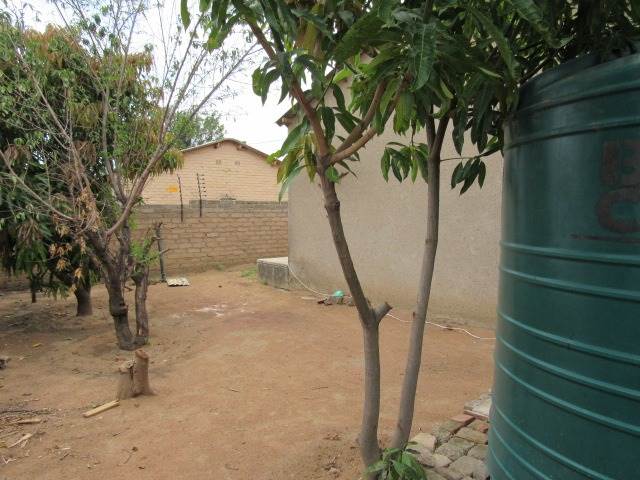2 Bed House in Lethlabile photo number 11