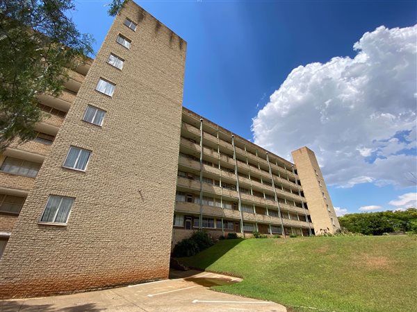 2.5 Bed Apartment in Pioneer Park