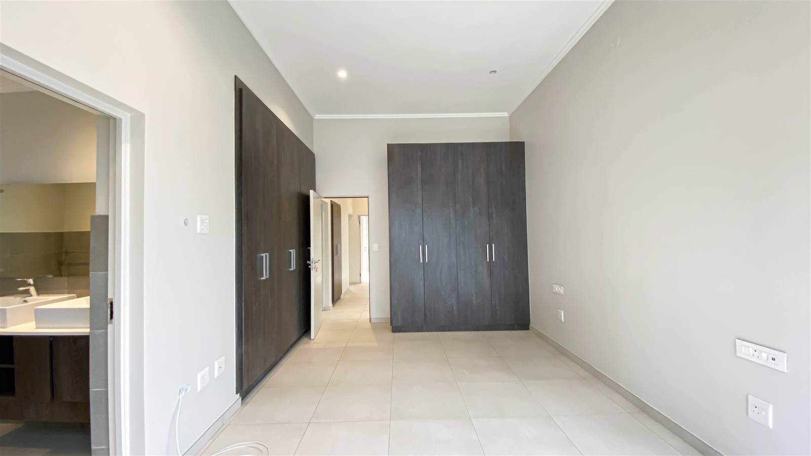 4 Bed Cluster in Bryanston photo number 19