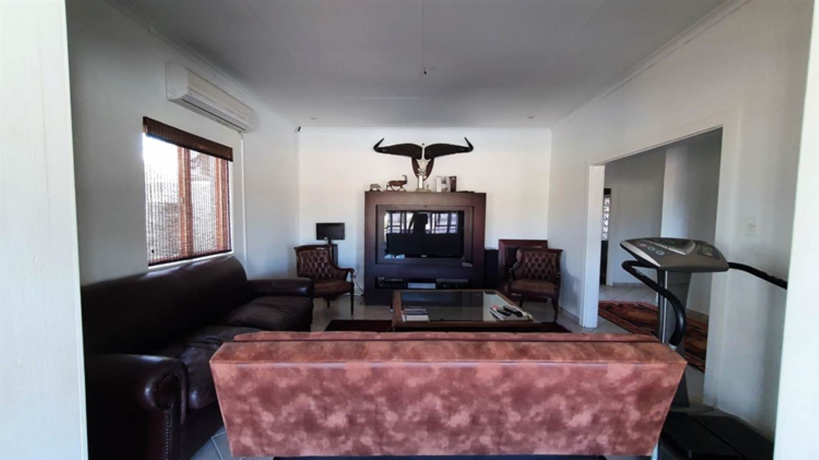 7 Bed Apartment in Thabazimbi photo number 24