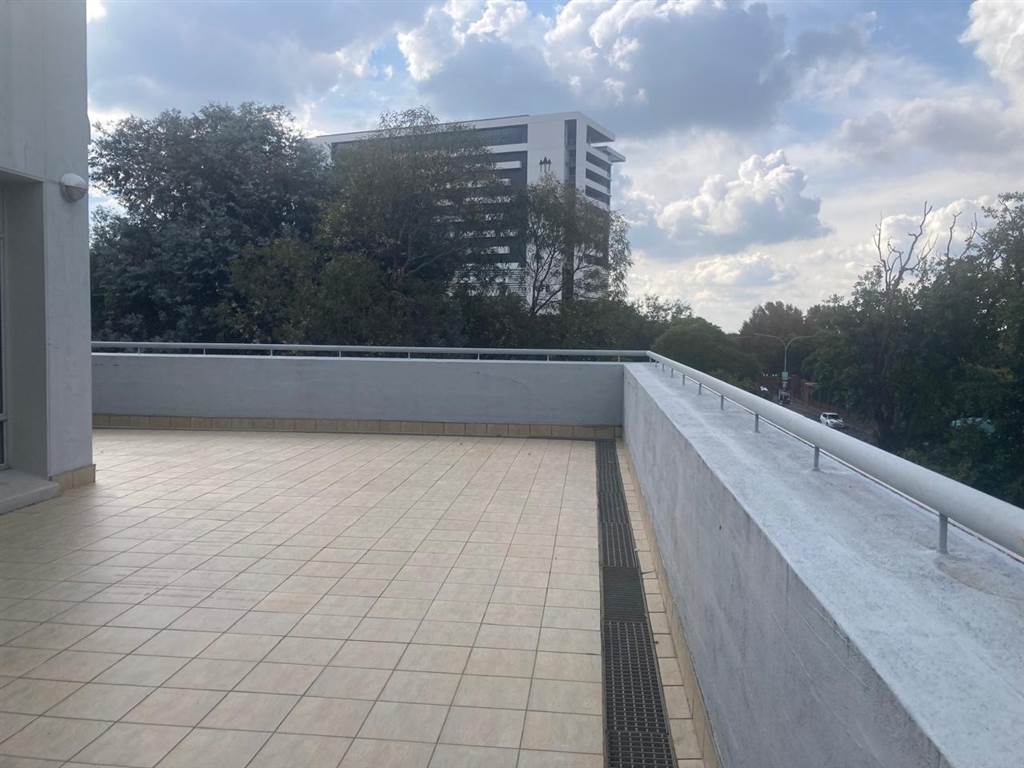 409  m² Commercial space in Illovo photo number 19