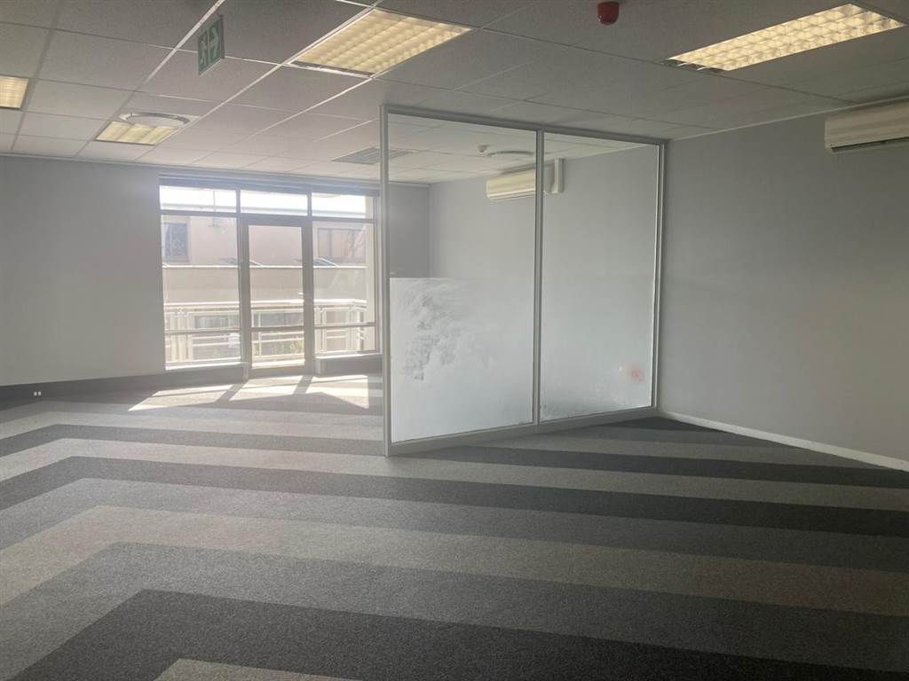 409  m² Commercial space in Illovo photo number 7