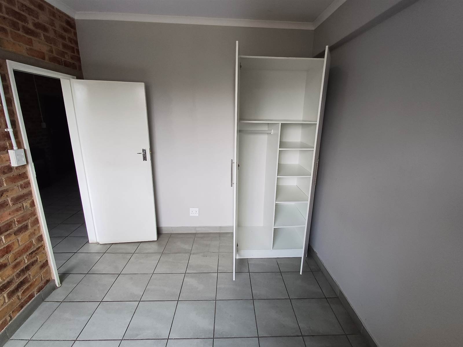3 Bed Apartment in Boksburg Central photo number 7