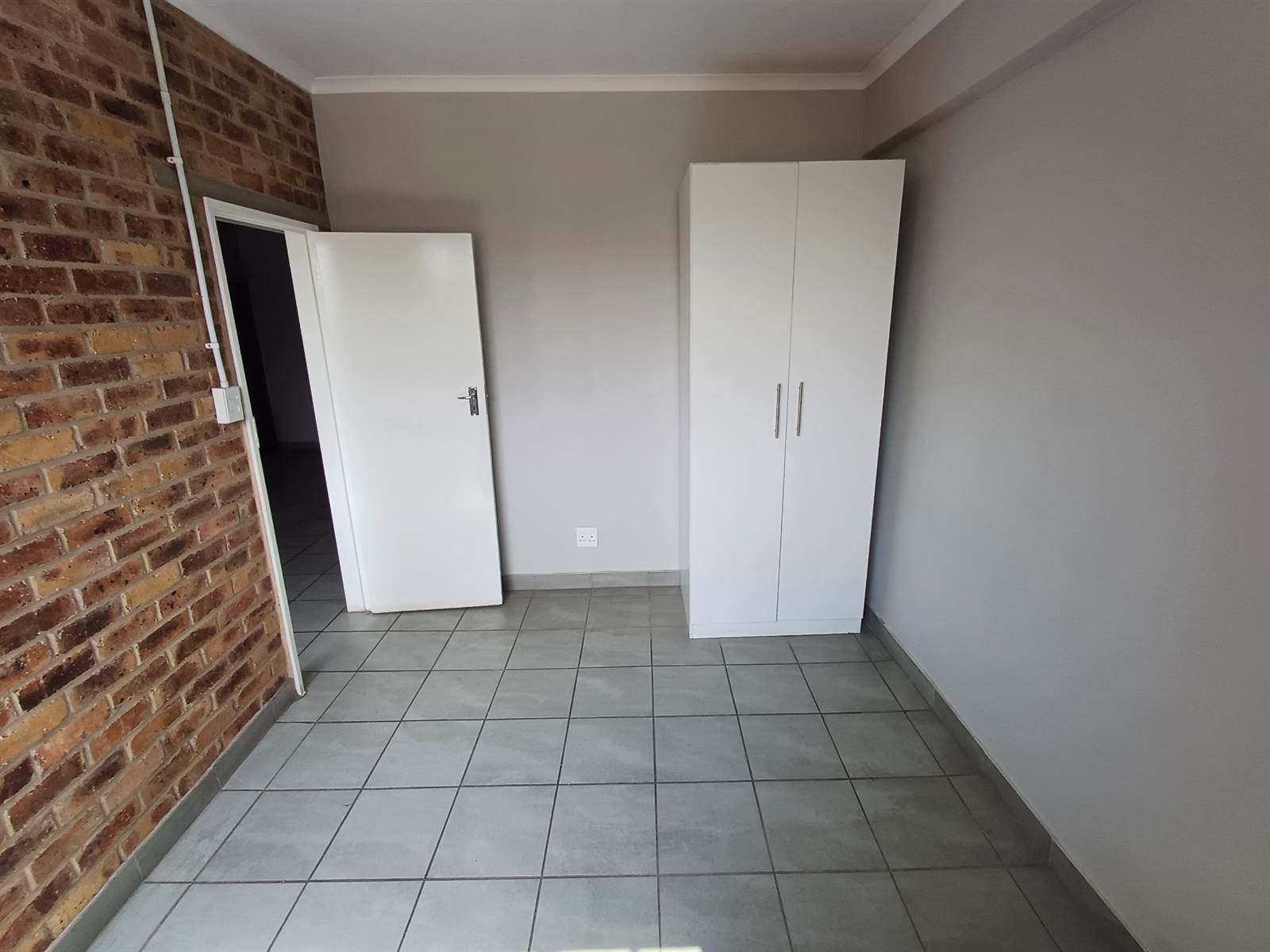 3 Bed Apartment in Boksburg Central photo number 6