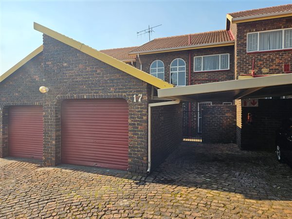 2 Bedroom Duplex 2 Bedroom Duplex