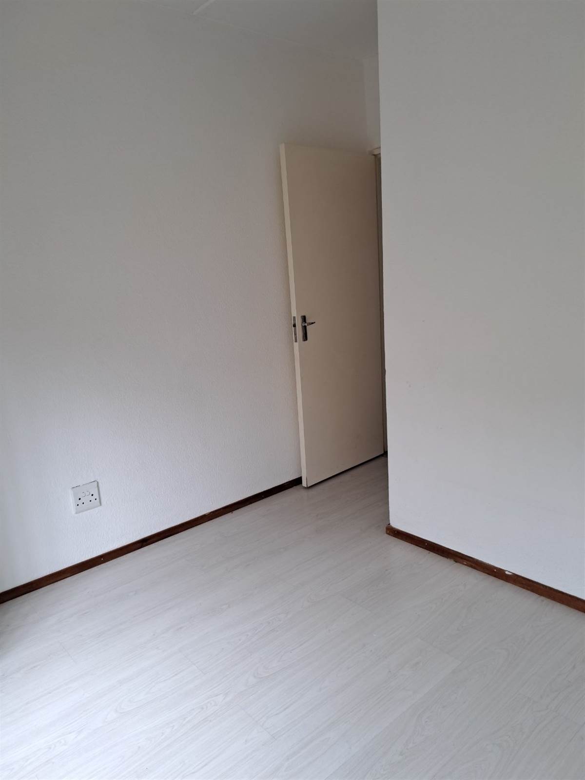 2 Bed Townhouse in Alrode photo number 16