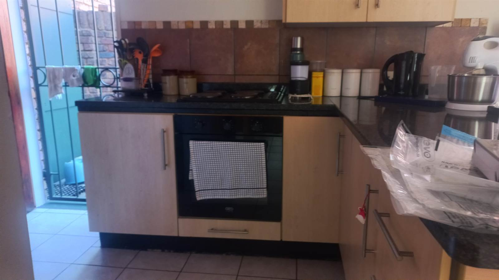3 Bed Apartment in Garsfontein photo number 5