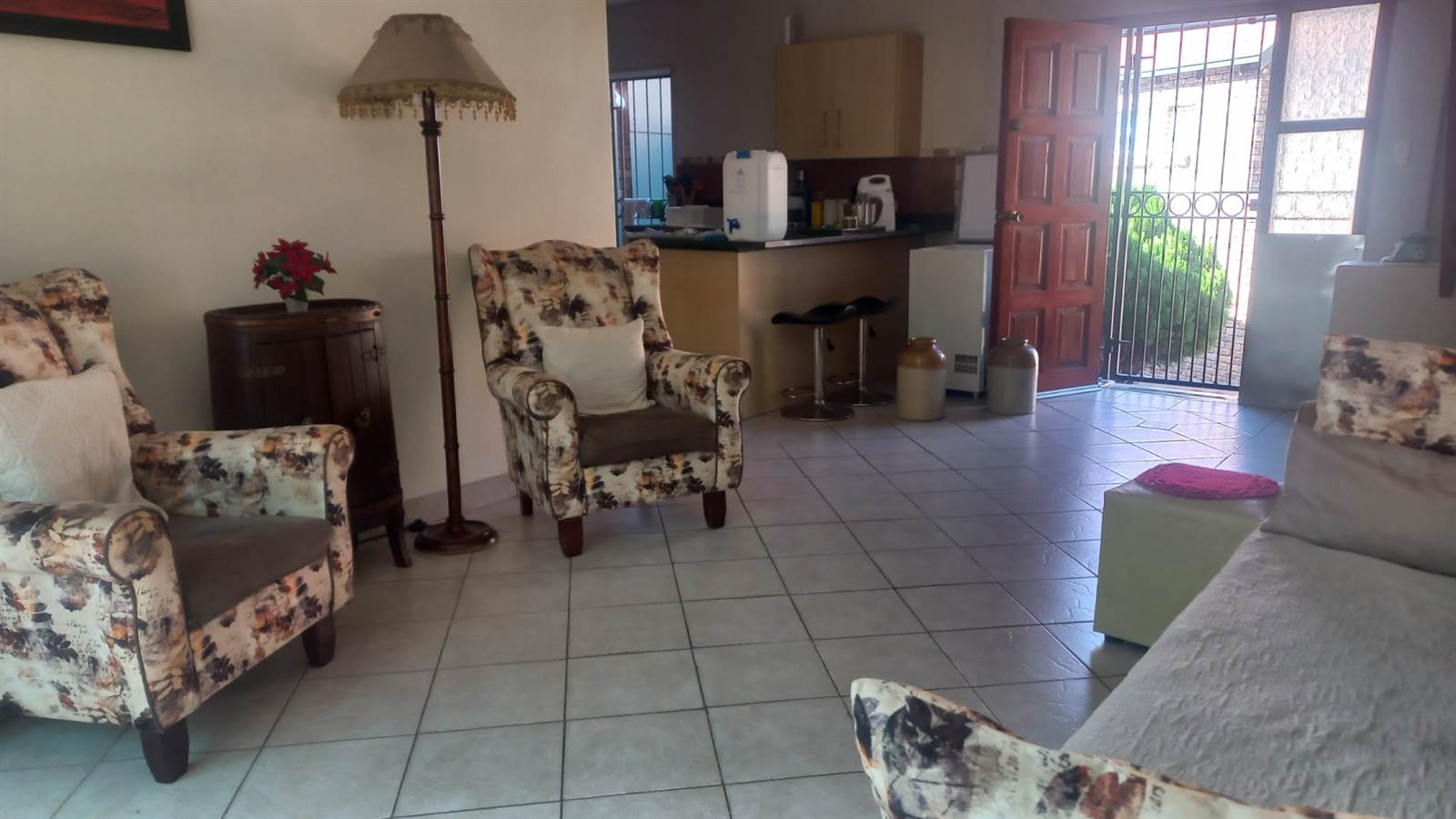 3 Bed Apartment in Garsfontein photo number 1
