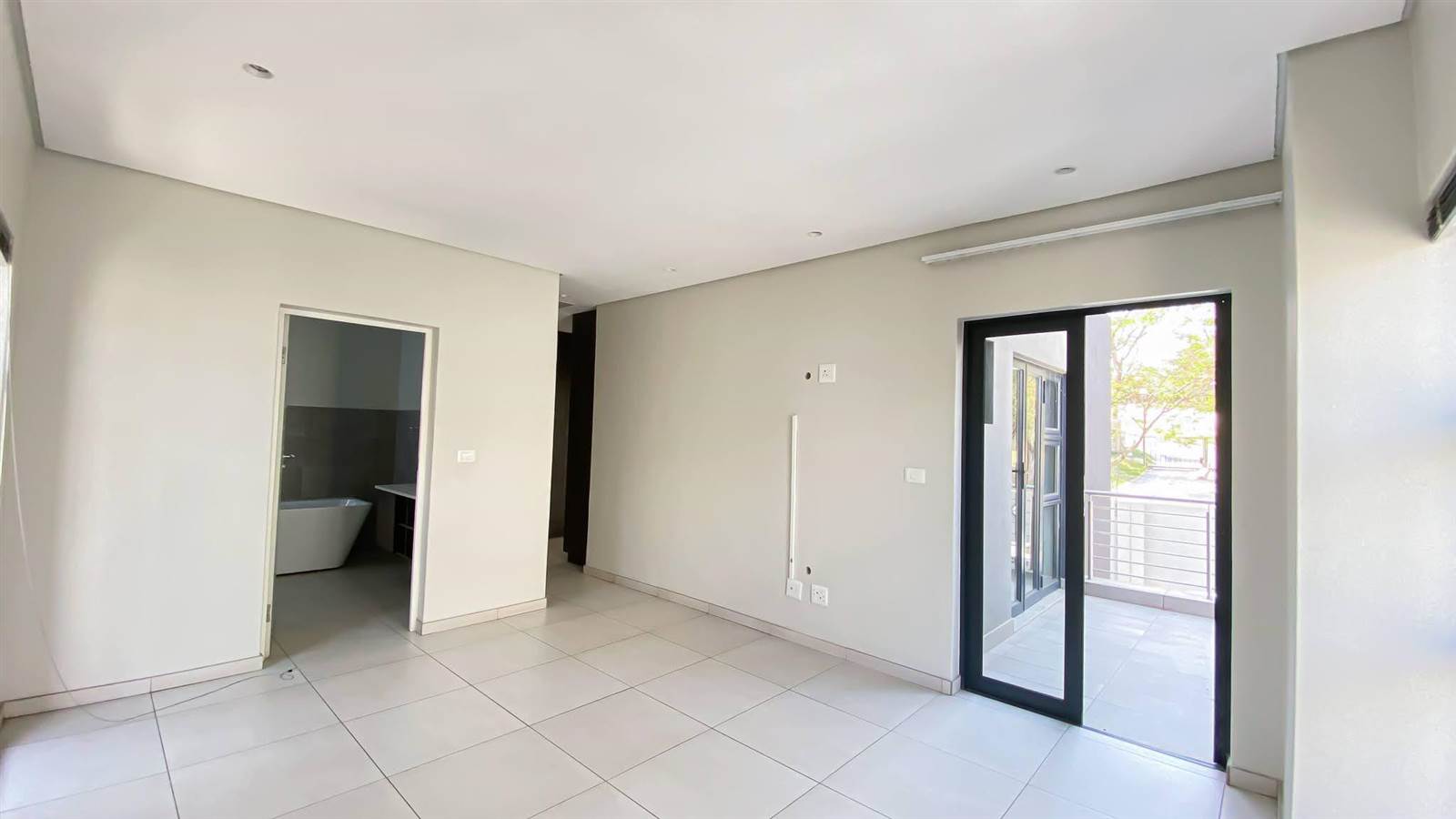 4 Bed Cluster in Bryanston photo number 16