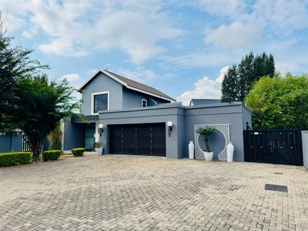 3 Bedroom House 3 Bedroom House