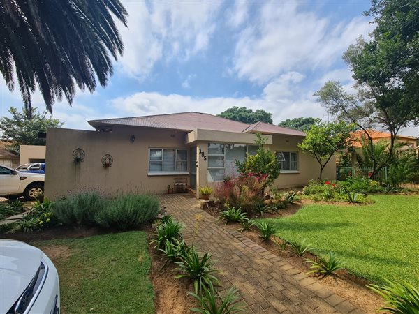 3 Bedroom House 3 Bedroom House