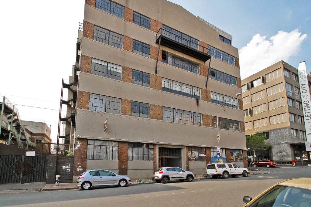 1 Bed Apartment in Maboneng photo number 14