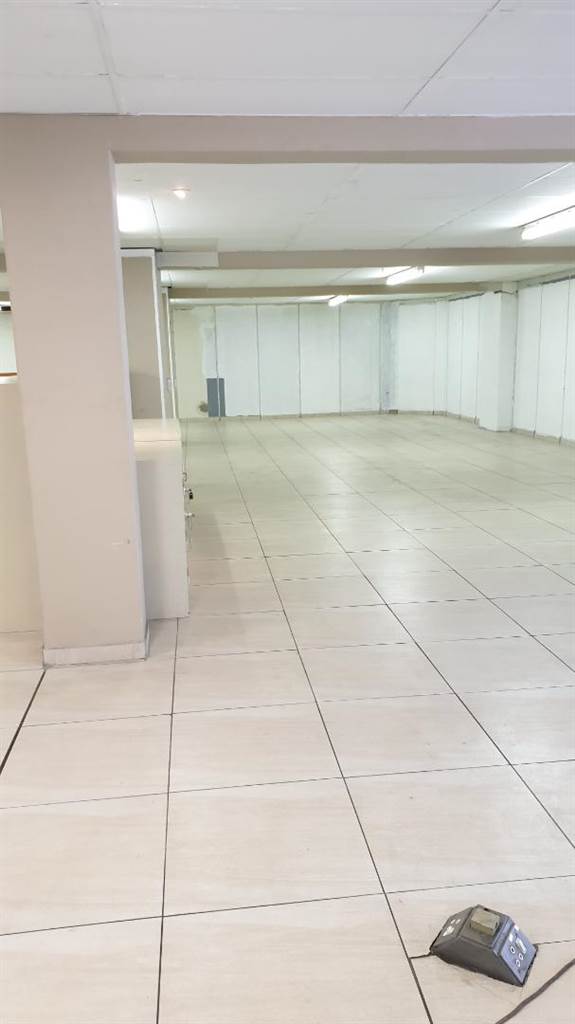 2666  m² Commercial space in Nelspruit Central photo number 9