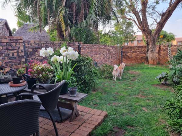 2 Bedroom Townhouse 2 Bedroom Townhouse