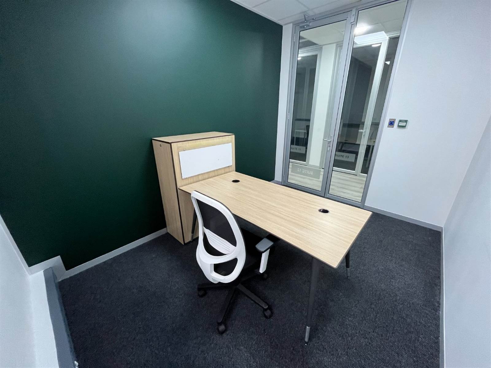19  m² Office Space in Sandown photo number 10