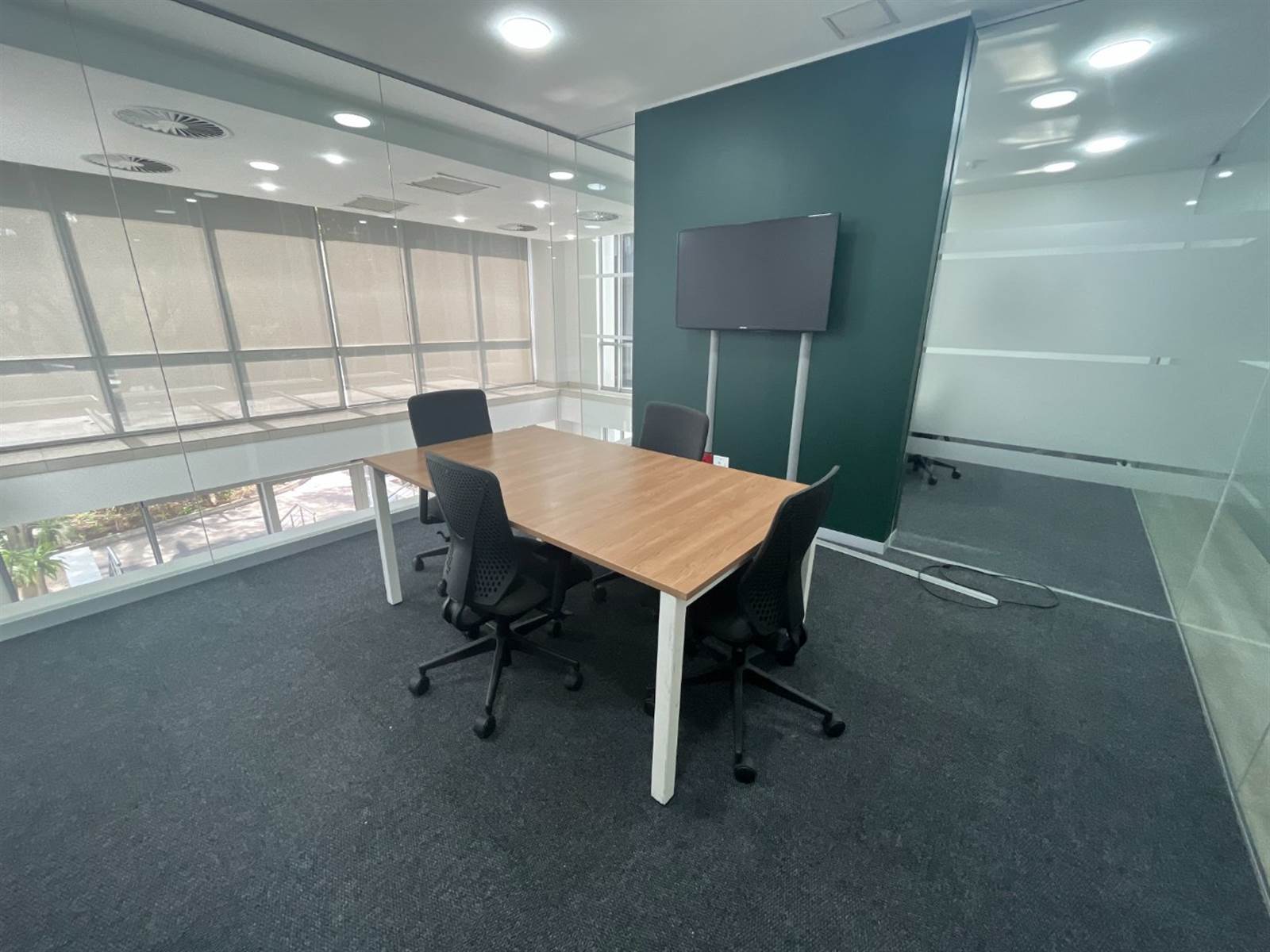 19  m² Office Space in Sandown photo number 15