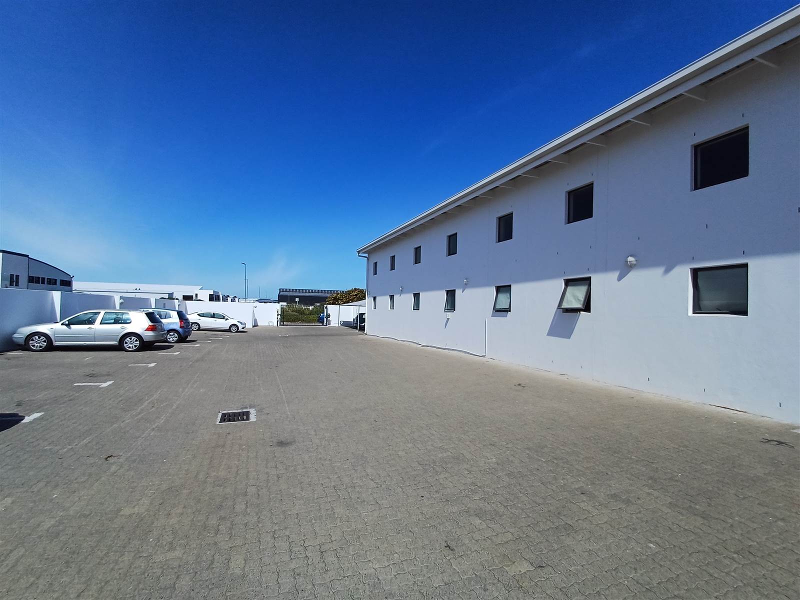 957  m² Industrial space in Capricorn photo number 3