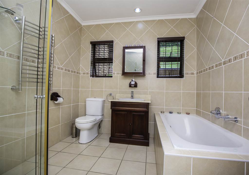 4 Bed House in Umgeni Park photo number 19