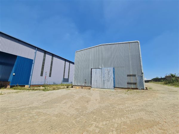 13251  m² Industrial space