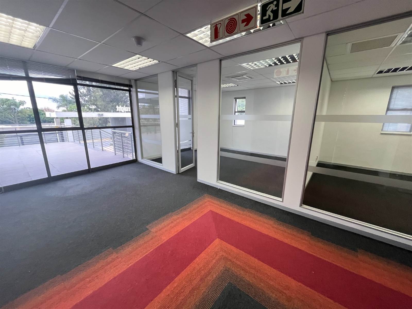 453  m² Commercial space in Bryanston photo number 9