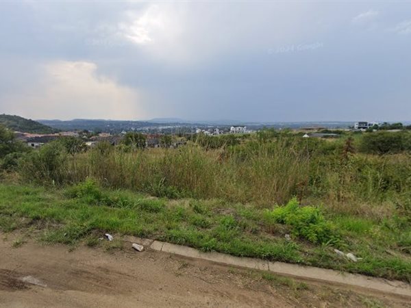 940 m² Land