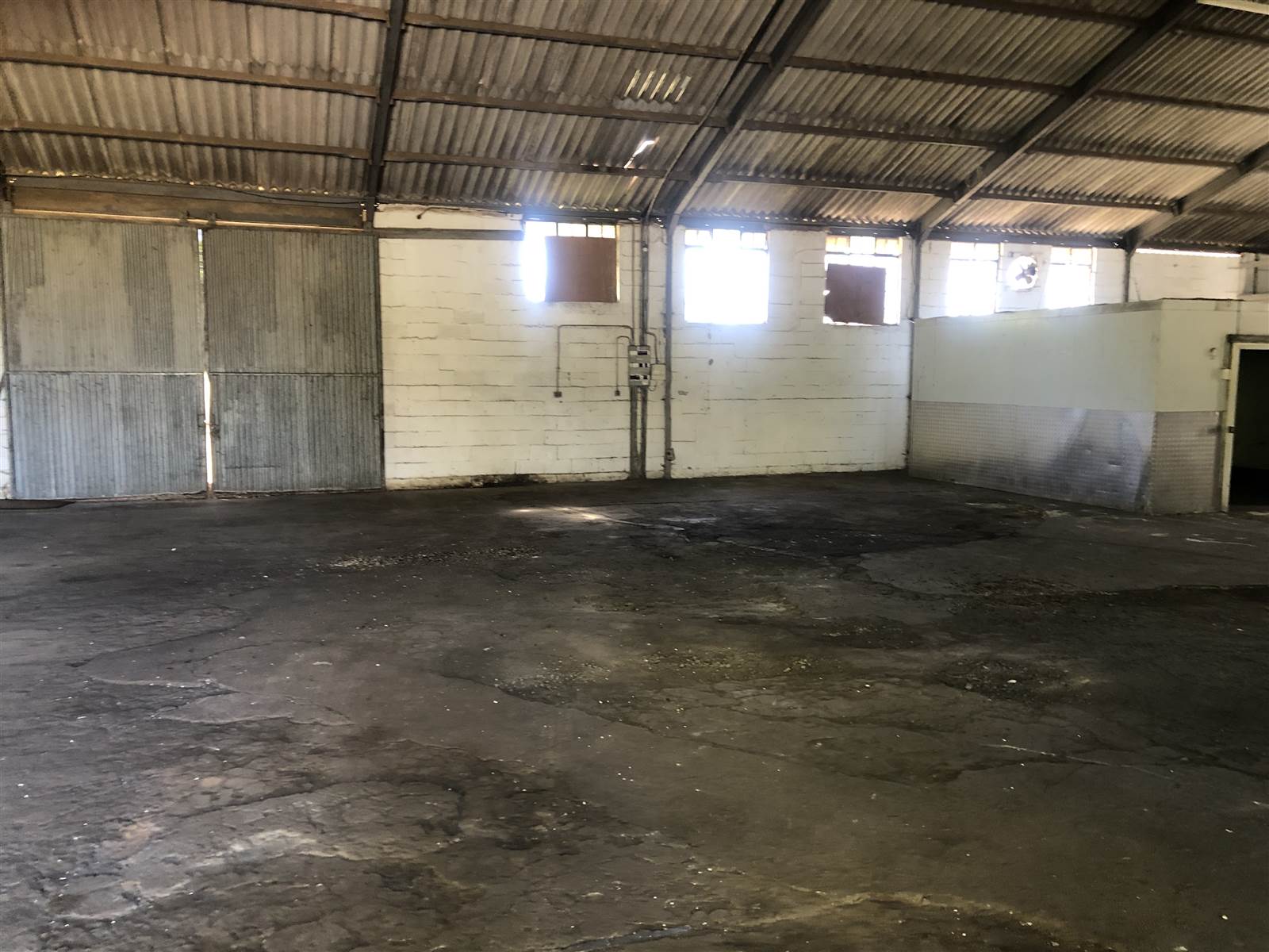 650  m² Commercial space in Northern Paarl photo number 1