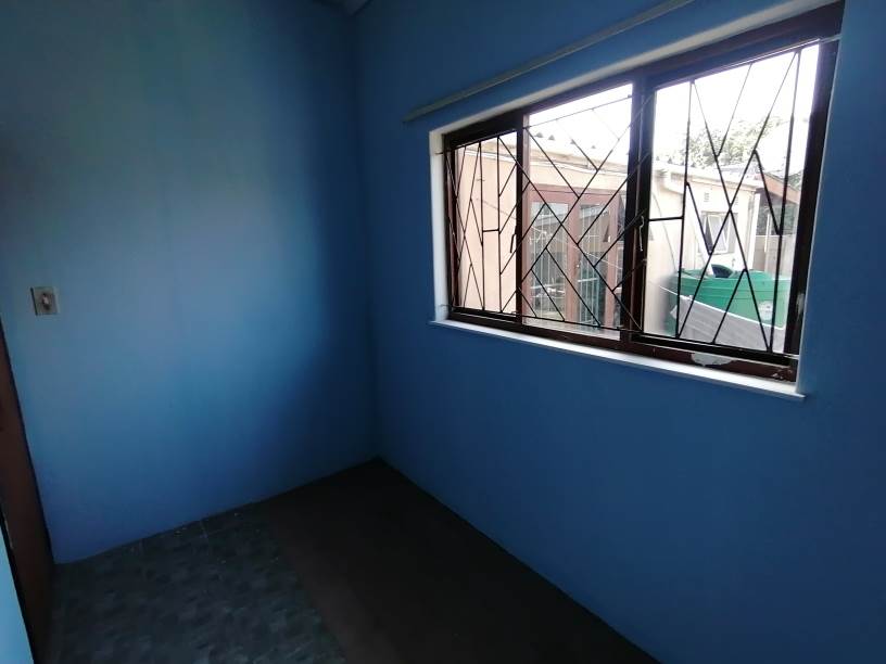 1 Bed Apartment in Parow Valley photo number 4