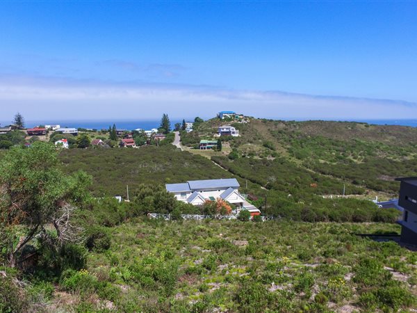 1371 m² Land available in Brenton on Sea