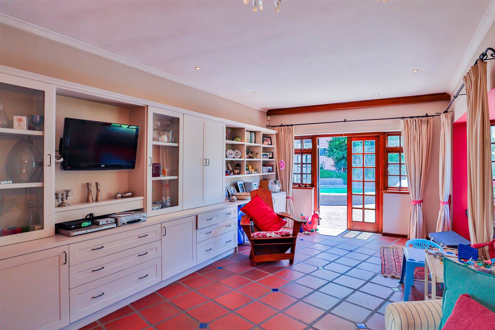 3 Bed House in Constantia photo number 12