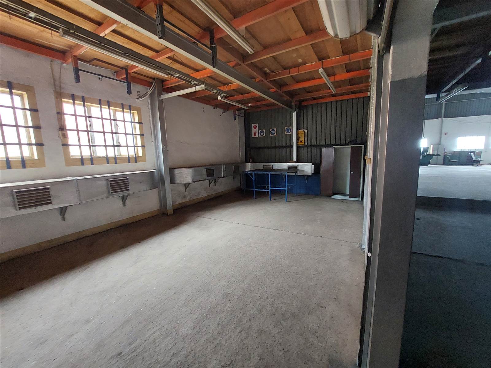 1700  m² Industrial space in Queensmead Industrial photo number 9