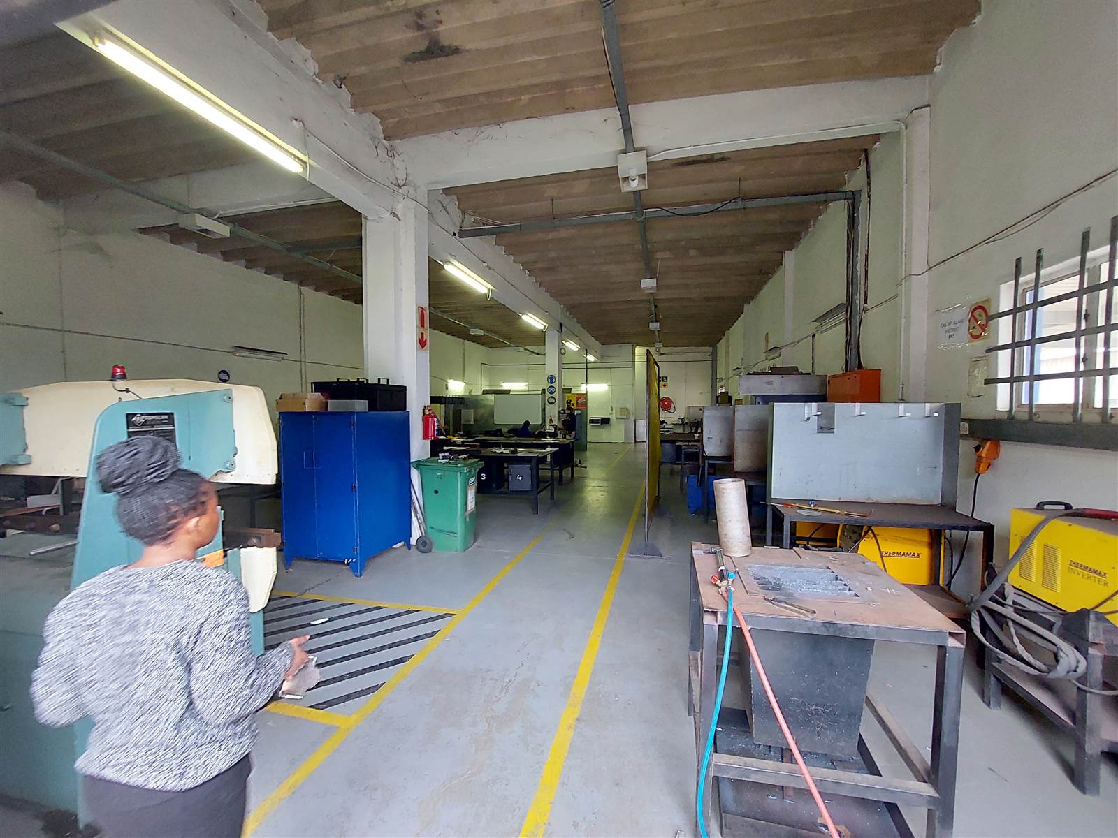 1700  m² Industrial space in Queensmead Industrial photo number 3