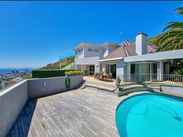 5 Bedroom House 5 Bedroom House